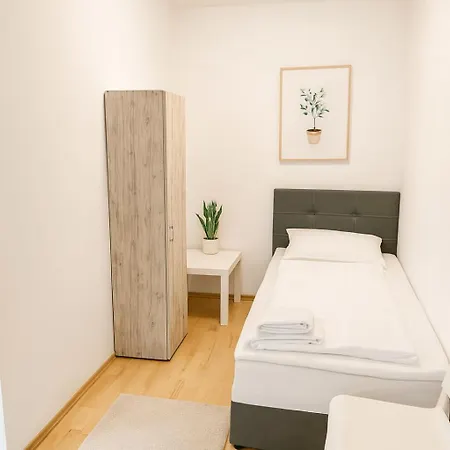 Sunnyhome Monteurwohnungen Und In Weiden *