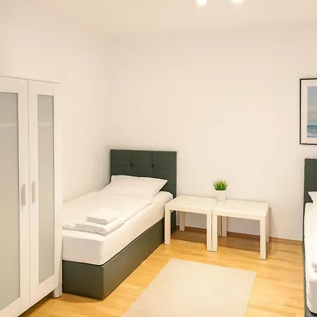 Sunnyhome Monteurwohnungen Und In Weiden * ヴァイデン