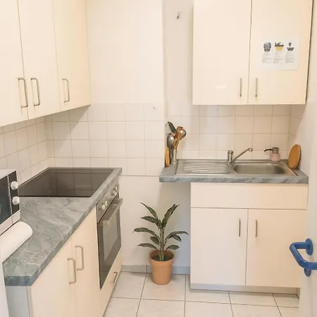 アパート Sunnyhome Monteurwohnungen Und In Weiden ヴァイデン